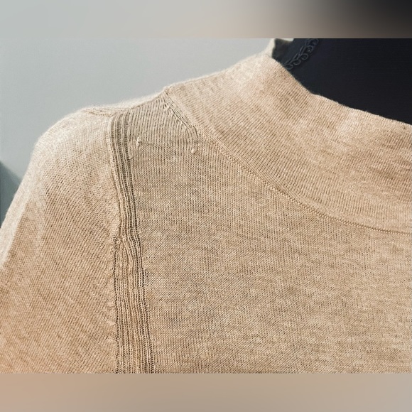 Angel of the North 🌷 Cashmere Blend Sweater - Picture 9 of 11